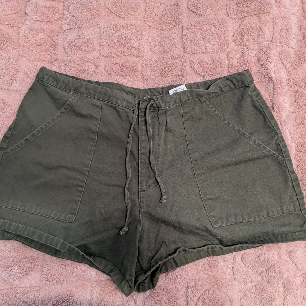 Paris Blues High Waist Army Green Shorts